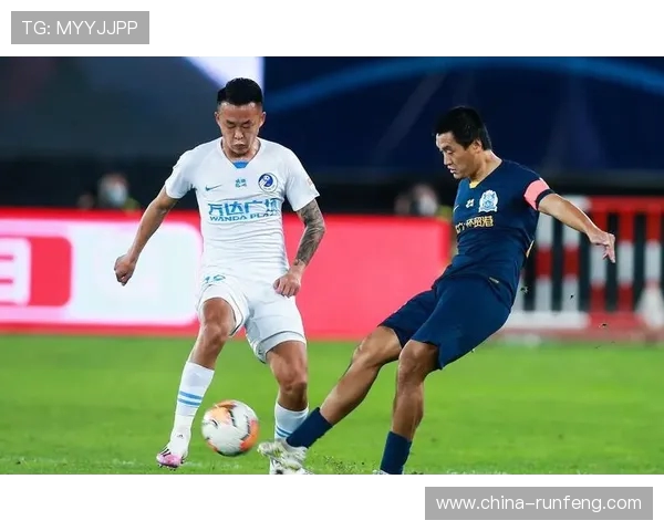 北京足球队以58分稳居大师赛积分榜首位争冠形势一片大好