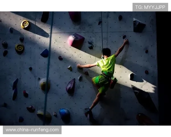 武汉极限运动队在攀岩联赛中的精彩表现与节奏分析