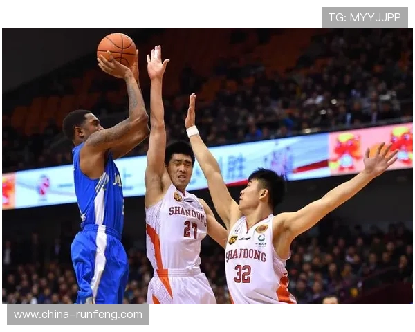 2016年CBA赛季广东队与山东队精彩对决赛程回顾与分析