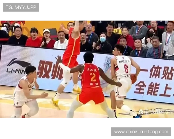 广厦与广州精彩对决录像回放分析及比赛亮点回顾