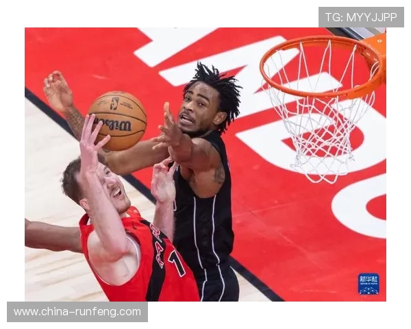 篮网与猛龙季前赛精彩回顾视频全景呈现球员表现与战术分析