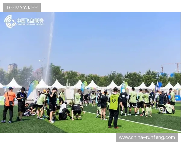 重庆飞盘队在攀岩联赛中的灵活性展现与战术分析