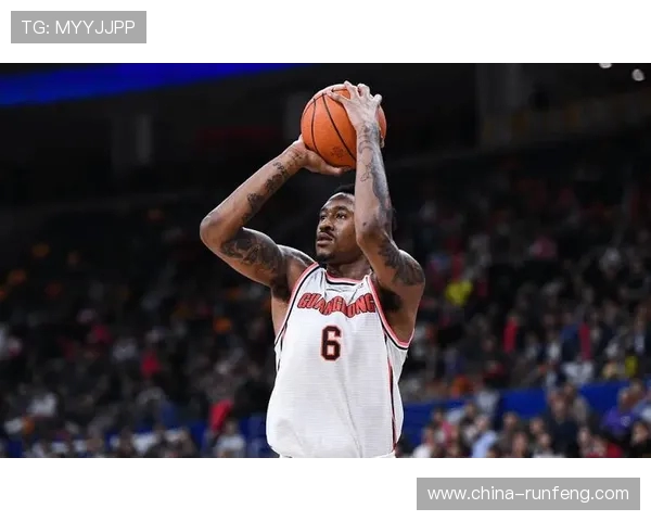 马尚布鲁克斯的篮球之路与职业生涯精彩瞬间回顾