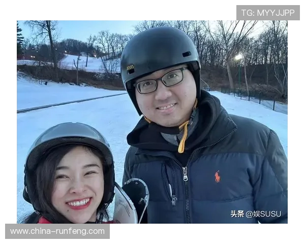 成都攀岩队在城市马拉松中的团队协作表现精彩点评与分析