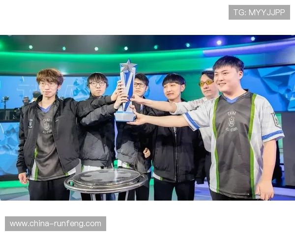 陈丽专访:从新手到职业选手的英雄联盟成长之路回顾 陈丽专访:从新手到职业选手的英雄联盟成长之路回顾